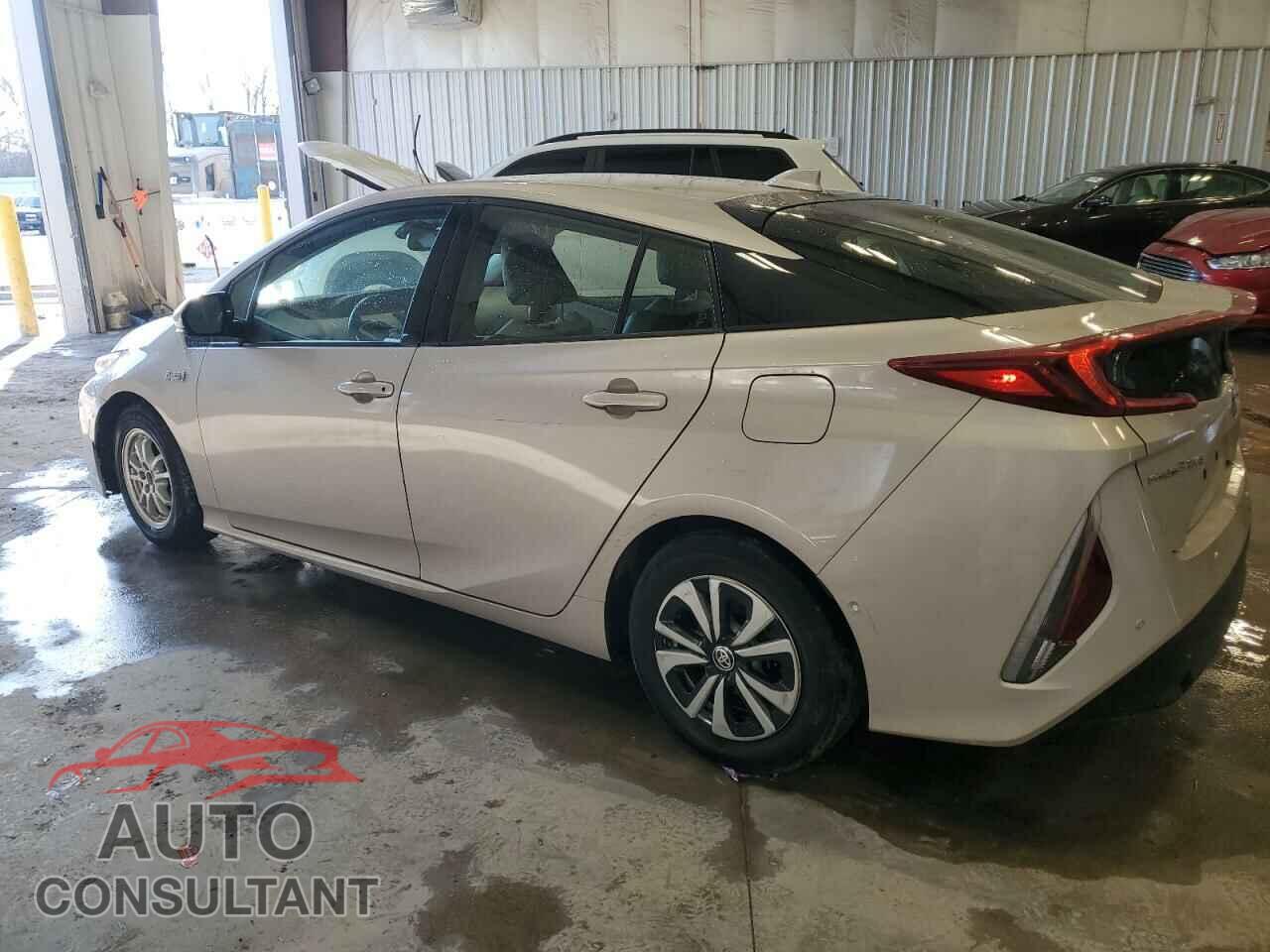 TOYOTA PRIUS 2017 - JTDKARFP8H3052467
