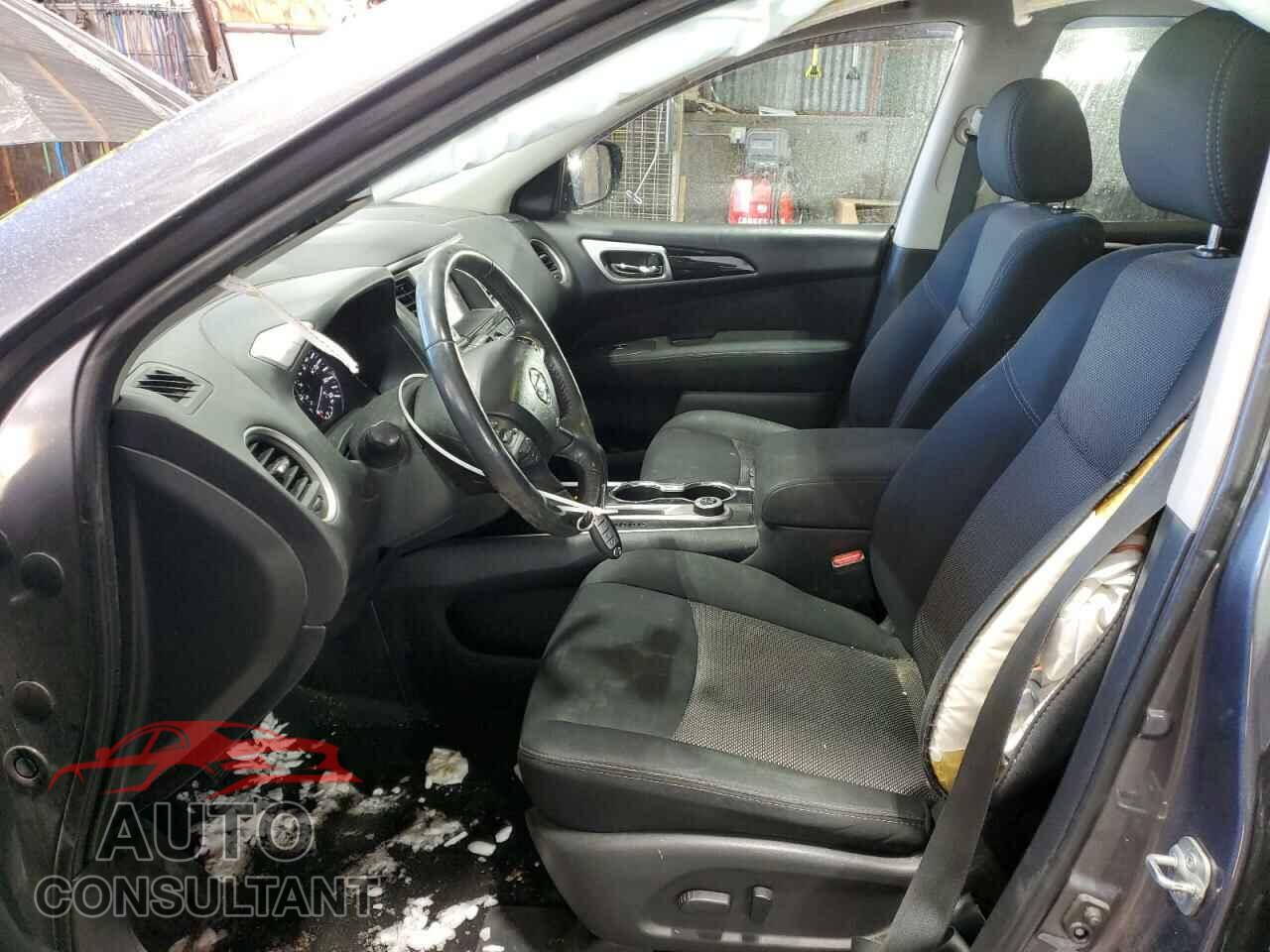 NISSAN PATHFINDER 2017 - 5N1DR2MM2HC693207