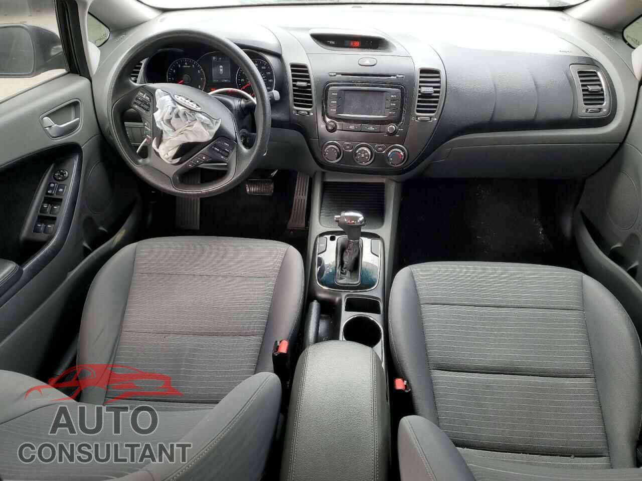 KIA FORTE 2017 - 3KPFL4A75HE138057