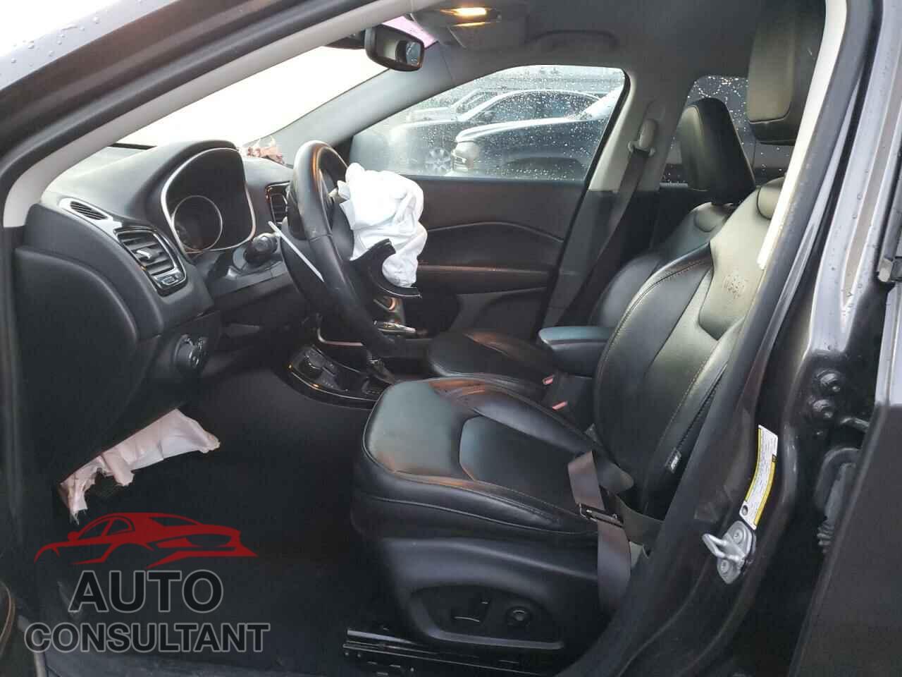 JEEP COMPASS 2019 - 3C4NJDCB4KT620606