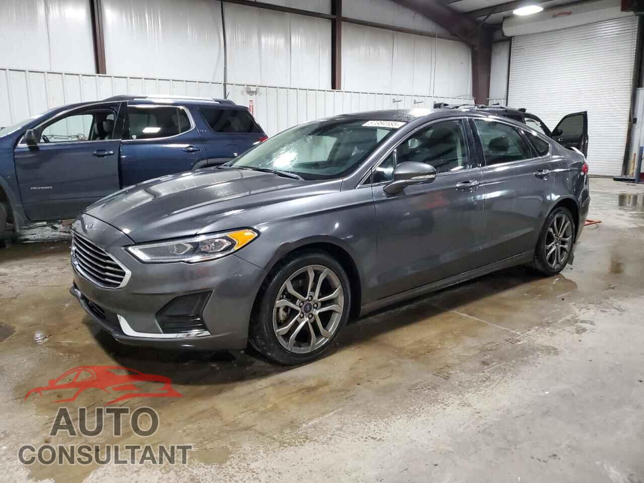 FORD FUSION 2019 - 3FA6P0CD5KR180427