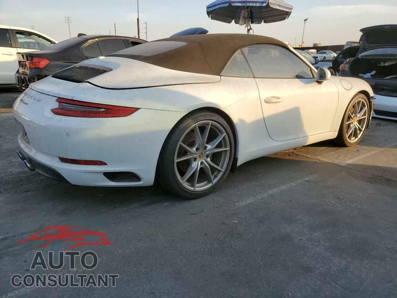 PORSCHE 911 2018 - WP0CA2A90JS138436