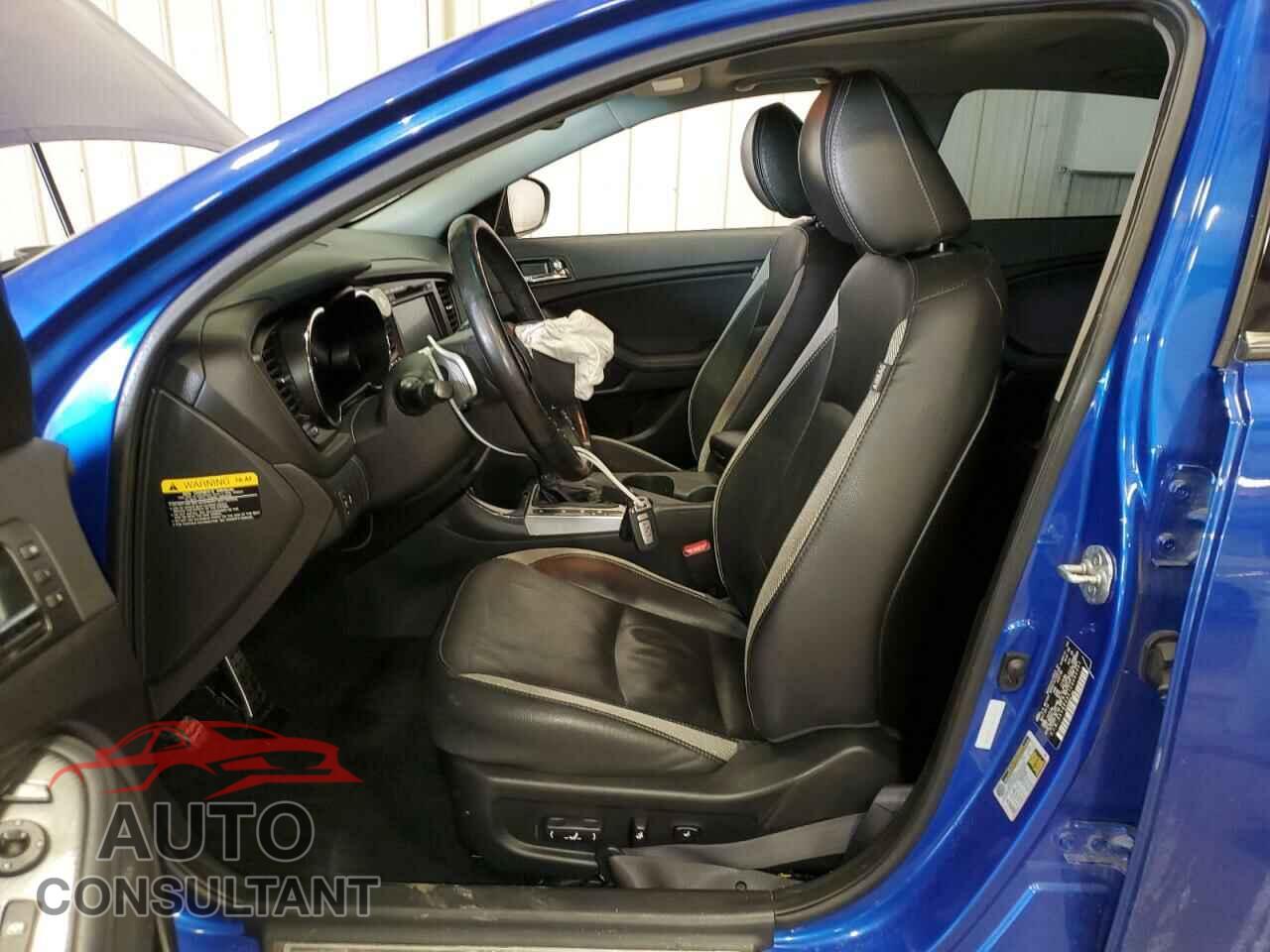 KIA OPTIMA 2012 - 5XXGR4A67CG080981