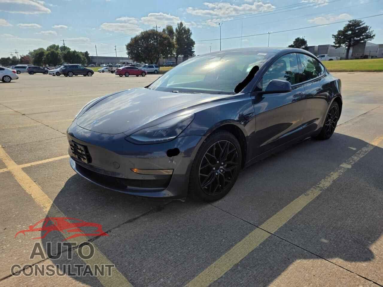 TESLA MODEL 3 2021 - 5YJ3E1EB6MF030111