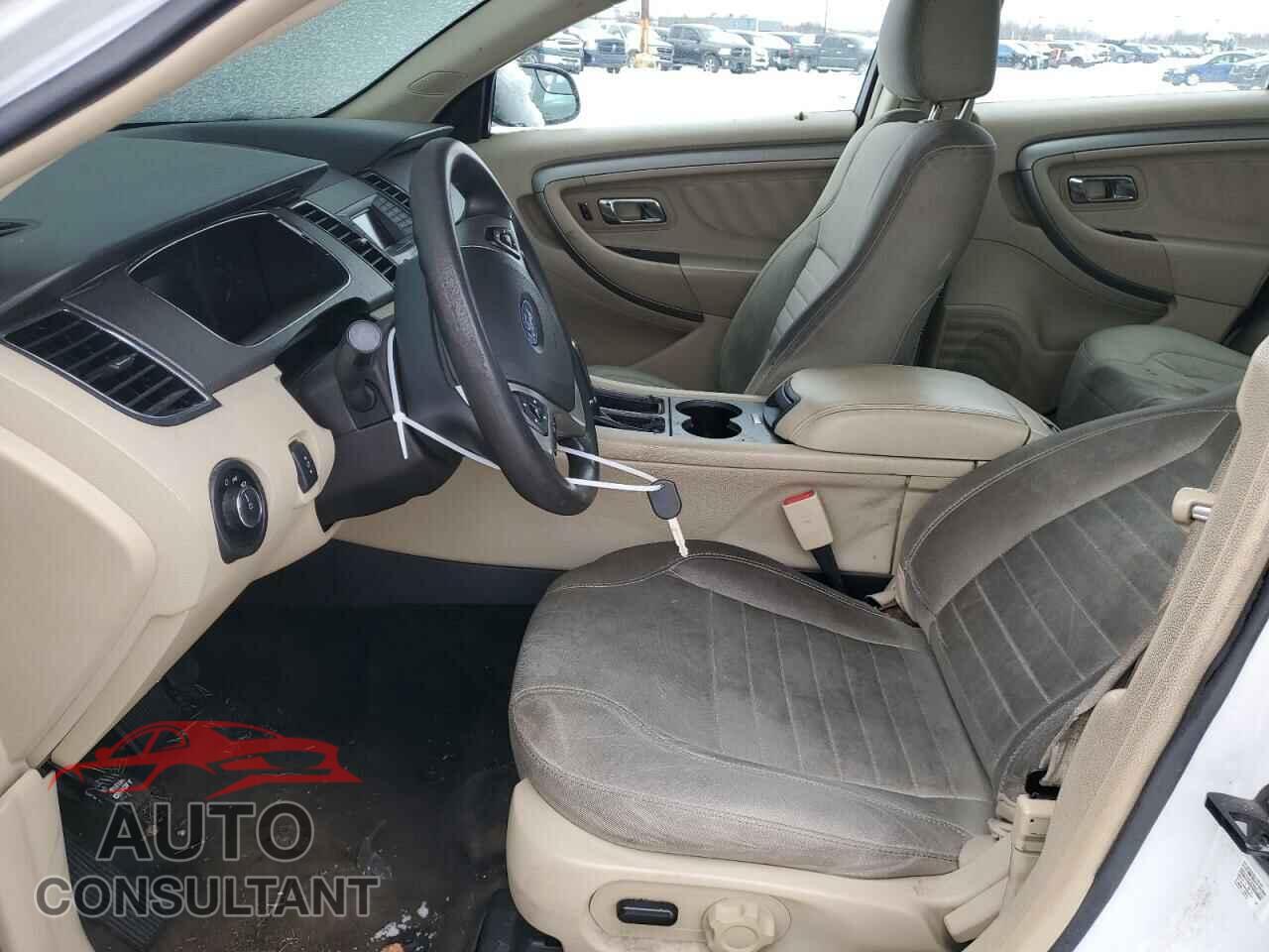 FORD TAURUS 2015 - 1FAHP2D83FG204176