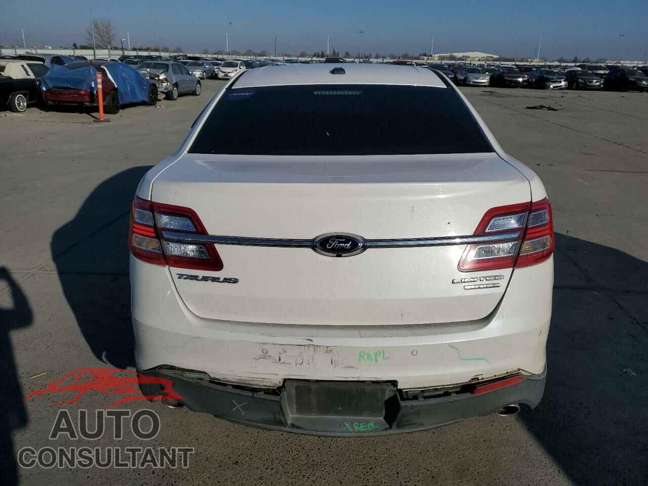 FORD TAURUS 2014 - 1FAHP2F82EG138490