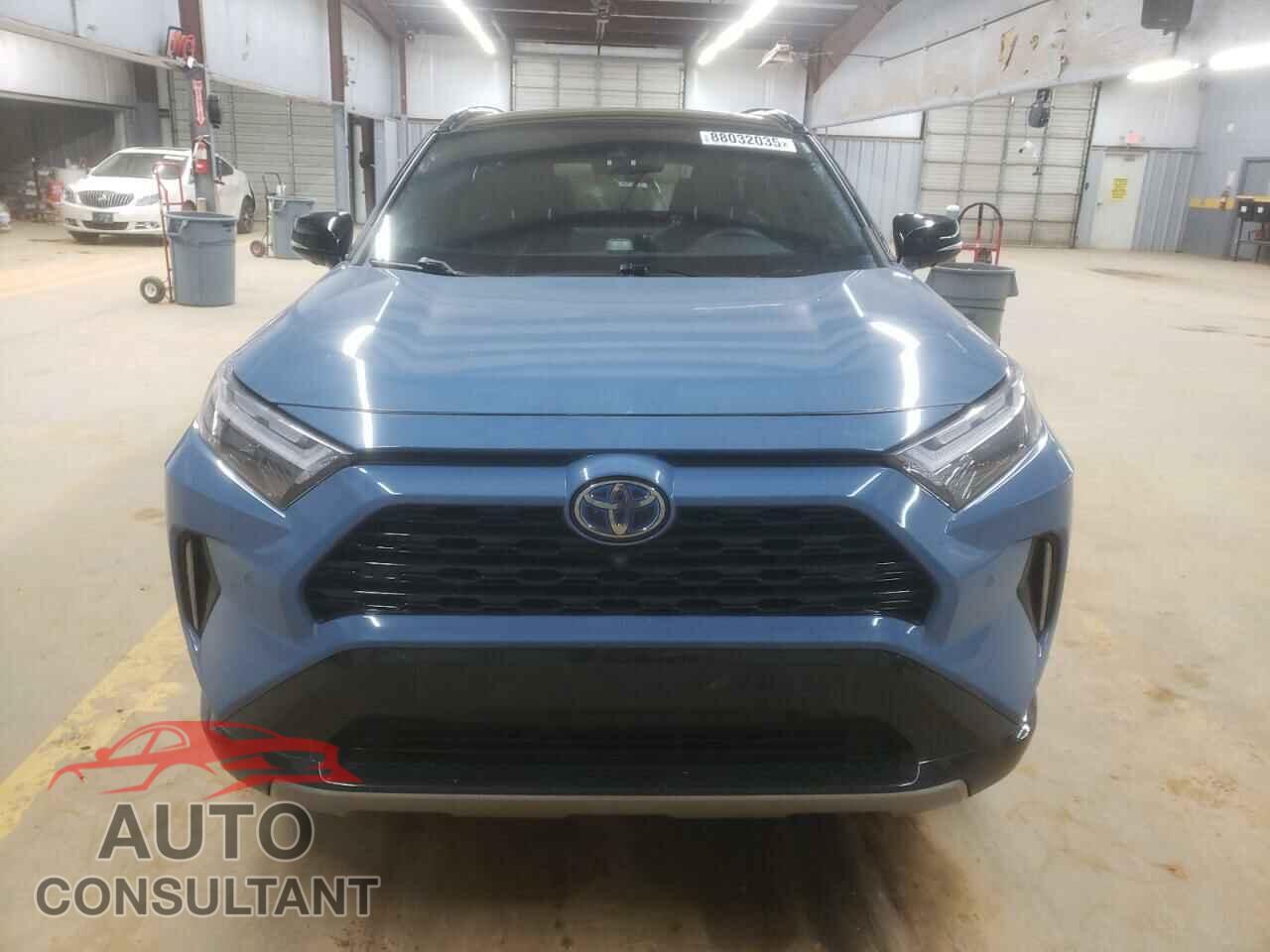 TOYOTA RAV4 2022 - 4T3E6RFV5NU080734