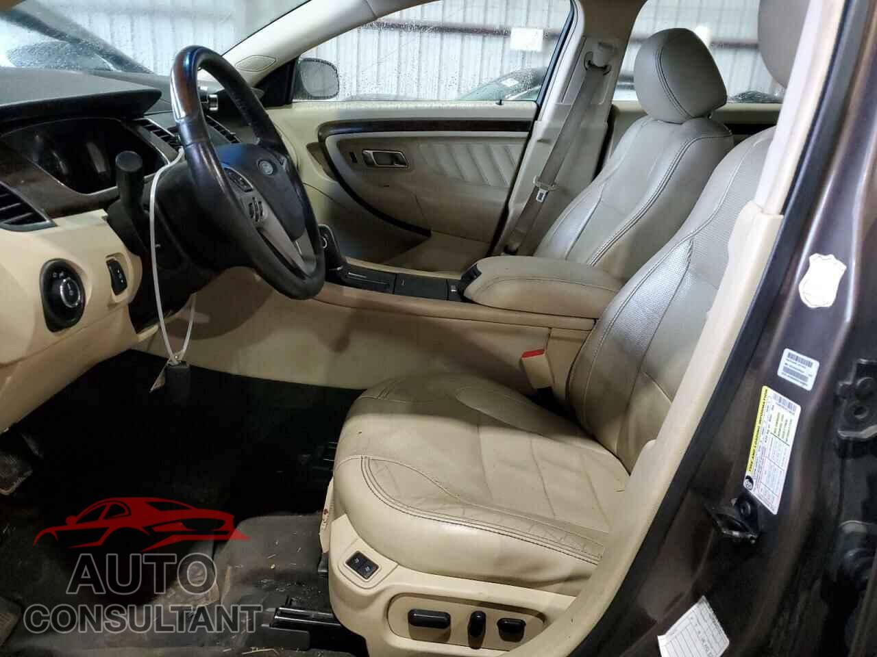 FORD TAURUS 2015 - 1FAHP2F81FG168436