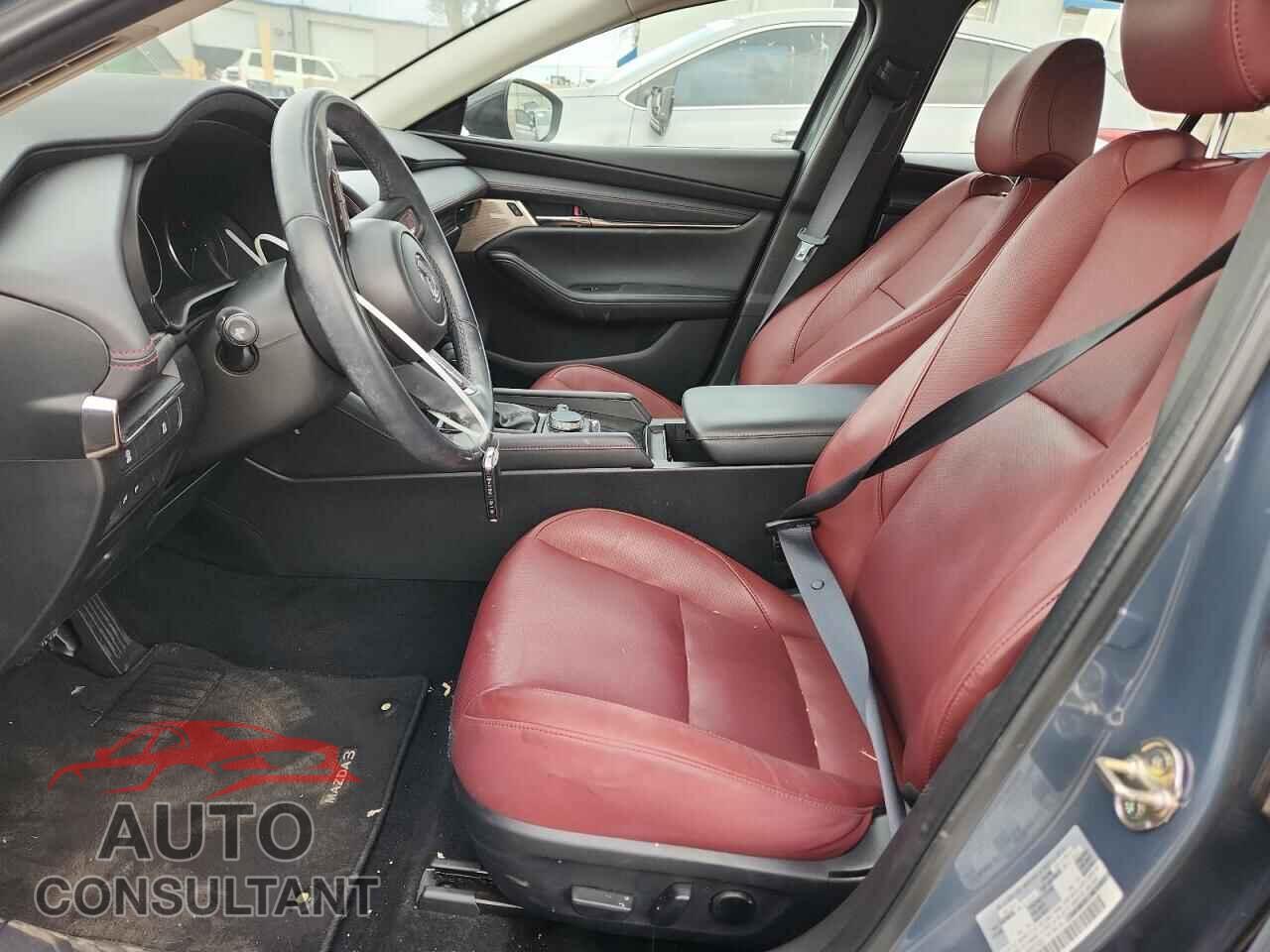 MAZDA 3 2023 - 3MZBPACM1PM374033