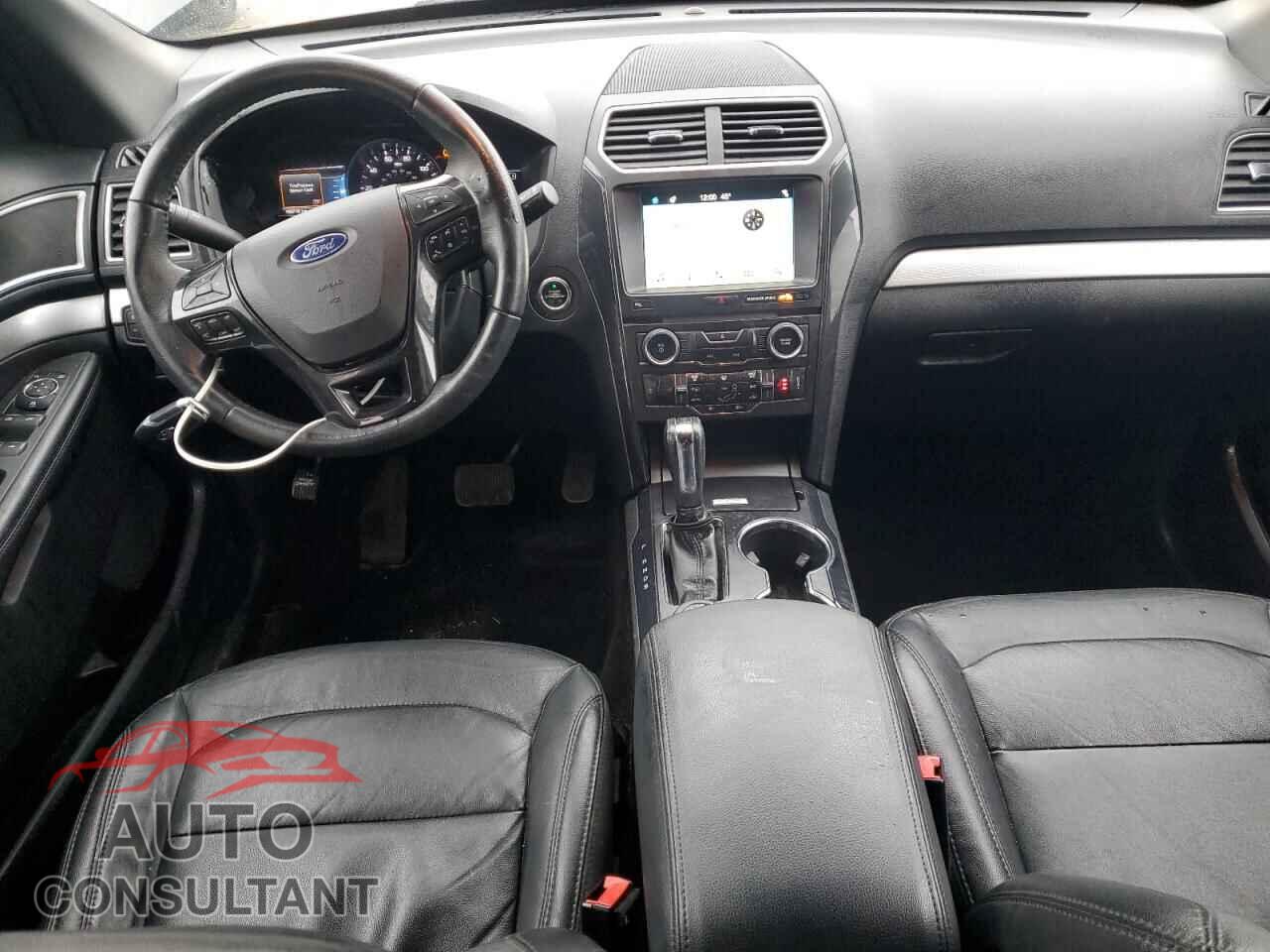 FORD EXPLORER 2017 - 1FM5K8D83HGD51143