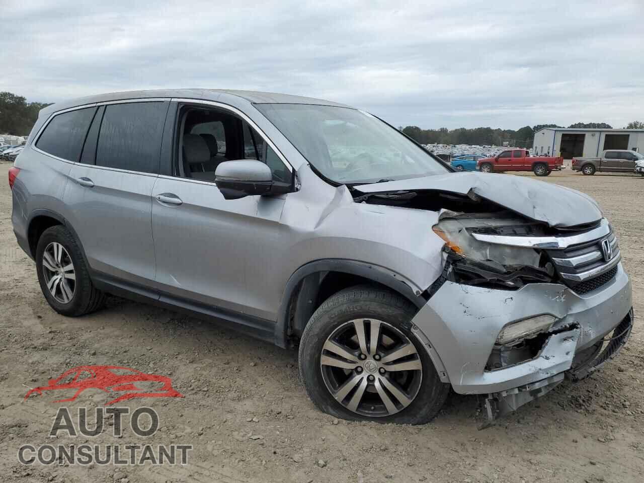 HONDA PILOT 2017 - 5FNYF6H35HB048710