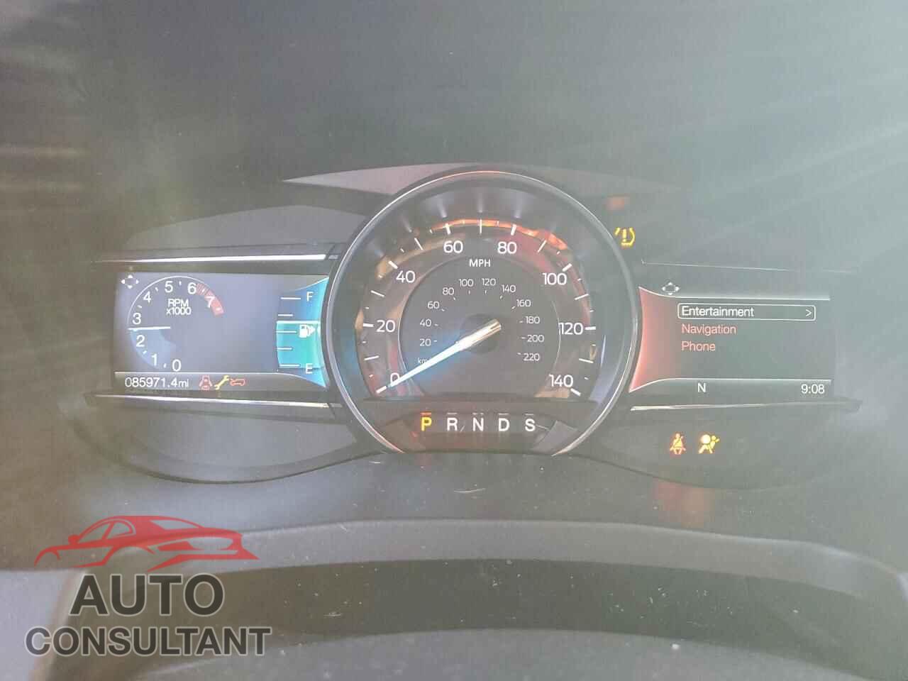 FORD EXPLORER 2018 - 1FM5K7D88JGB52332