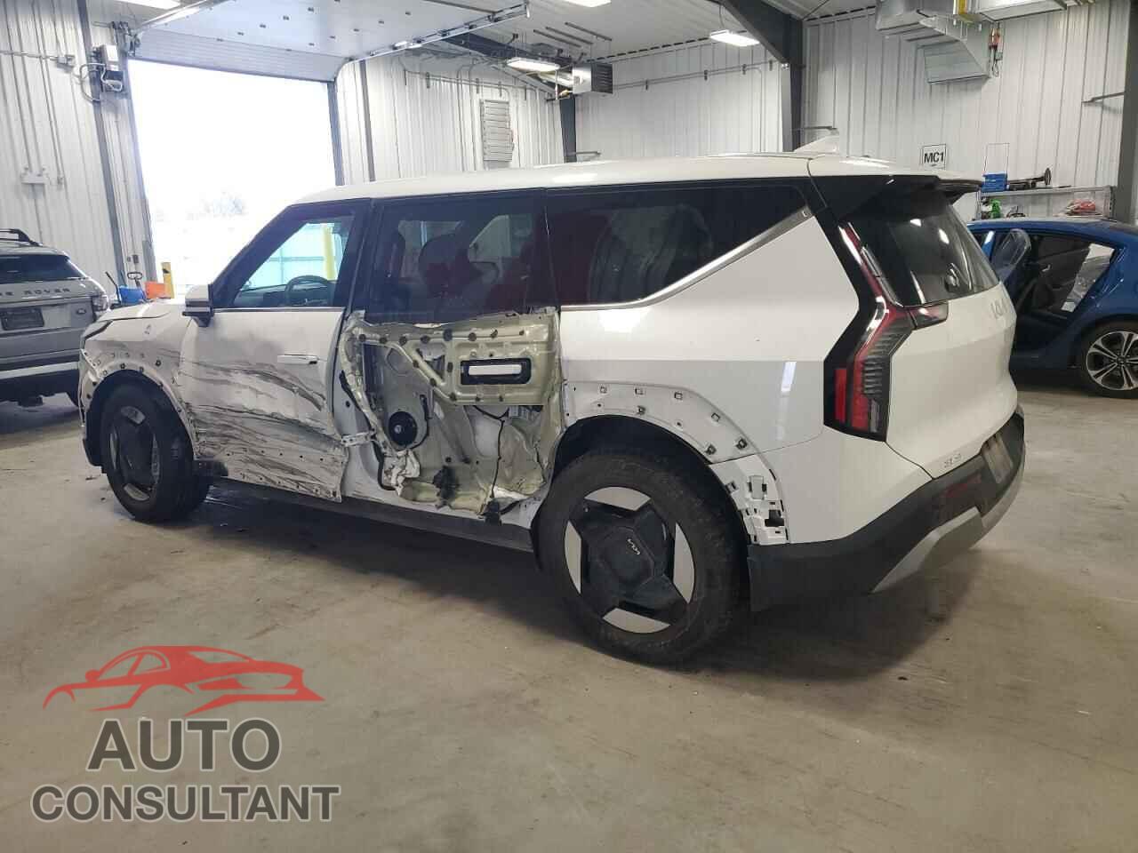 KIA EV9 LIGHT 2024 - KNDAB5S19R6020016