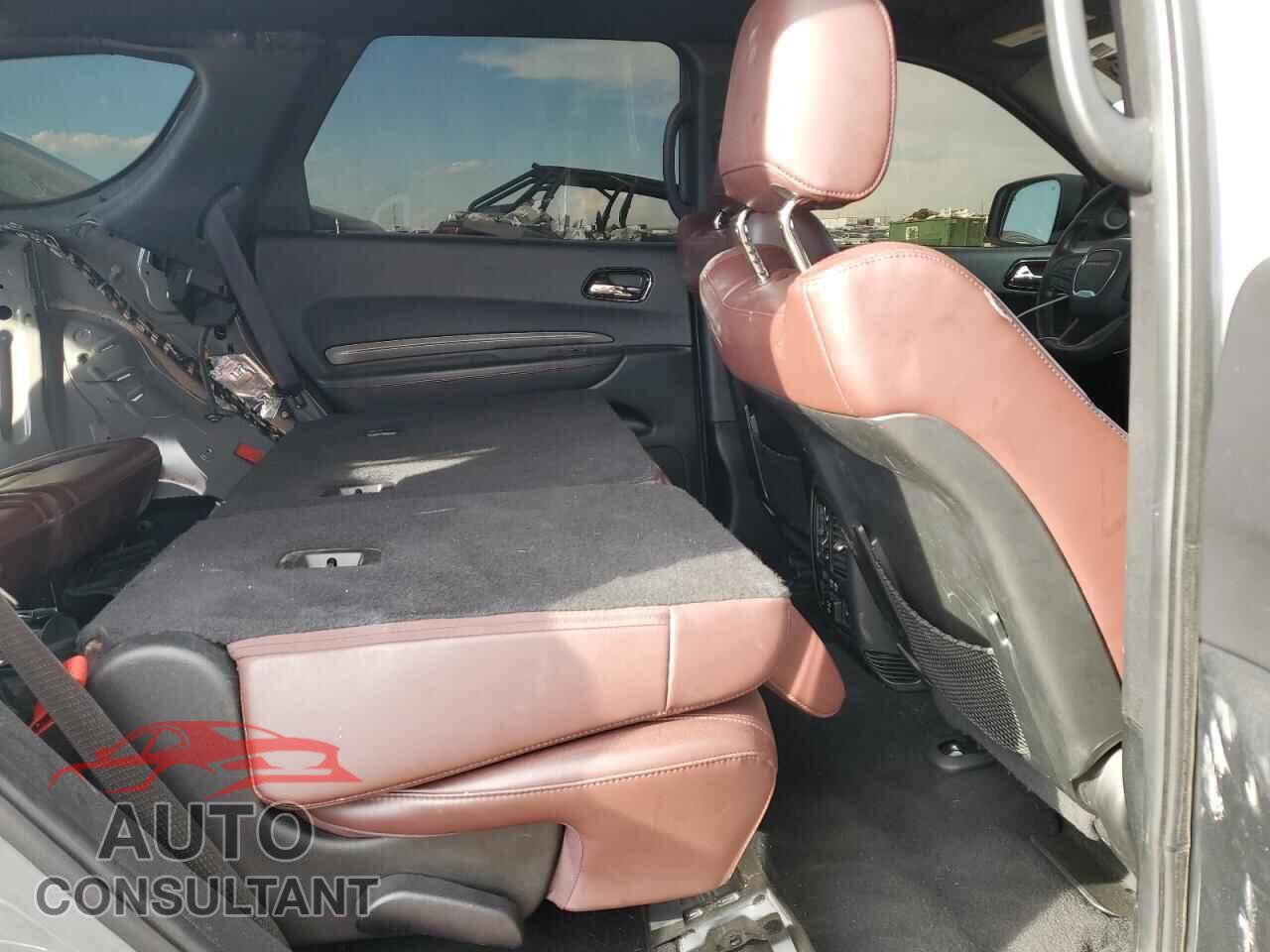 DODGE DURANGO 2023 - 1C4SDHCT1PC557588