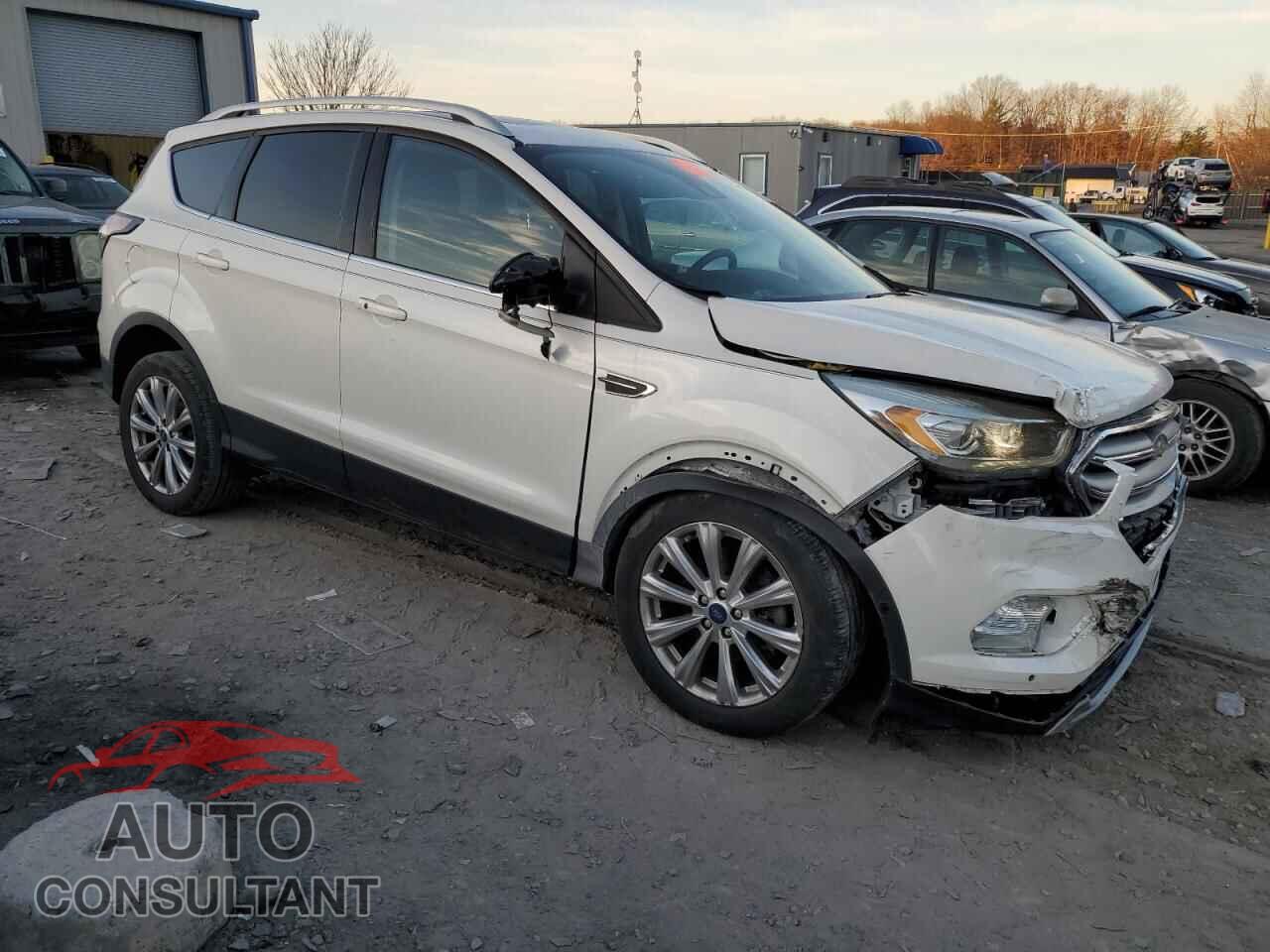 FORD ESCAPE 2017 - 1FMCU9JD3HUC71416