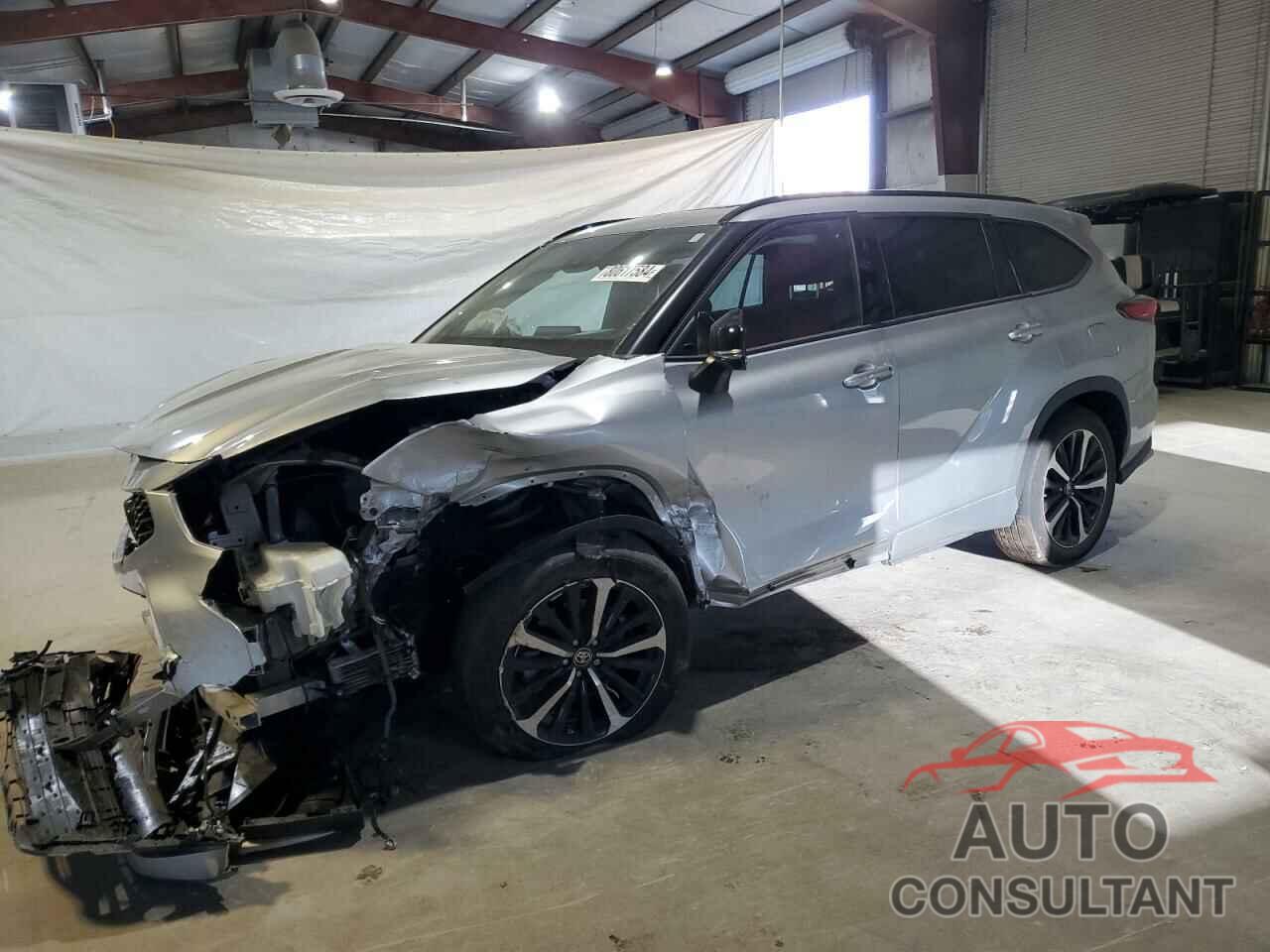 TOYOTA HIGHLANDER 2022 - 5TDJZRBH7NS163041