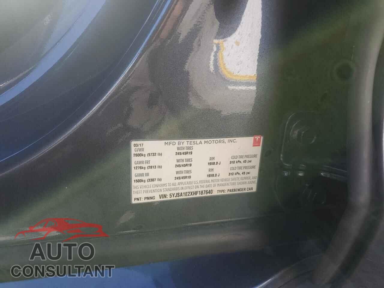 TESLA MODEL S 2017 - 5YJSA1E2XHF187640