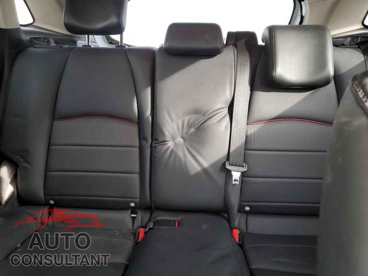 MAZDA CX-3 2018 - JM1DKFC79J0312360