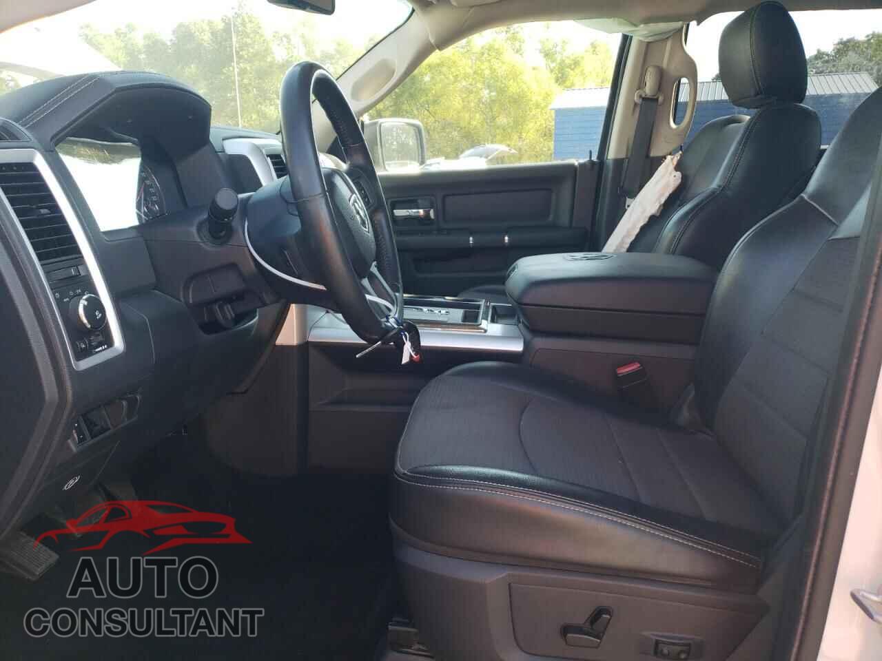 DODGE RAM 1500 2012 - 1C6RD7MT9CS327540