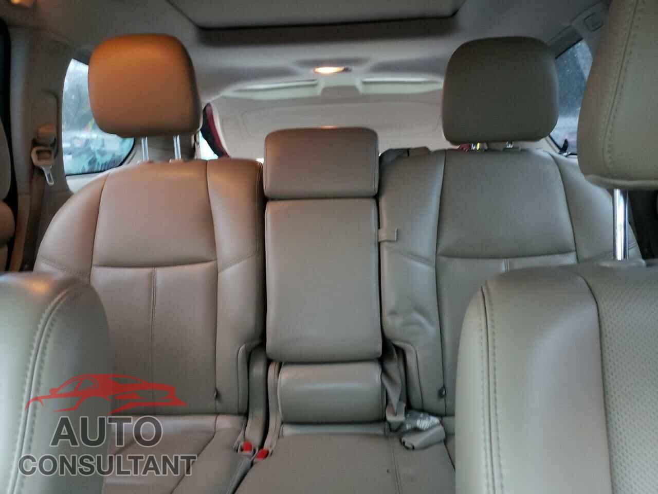 NISSAN PATHFINDER 2015 - 5N1AR2MM3FC670020
