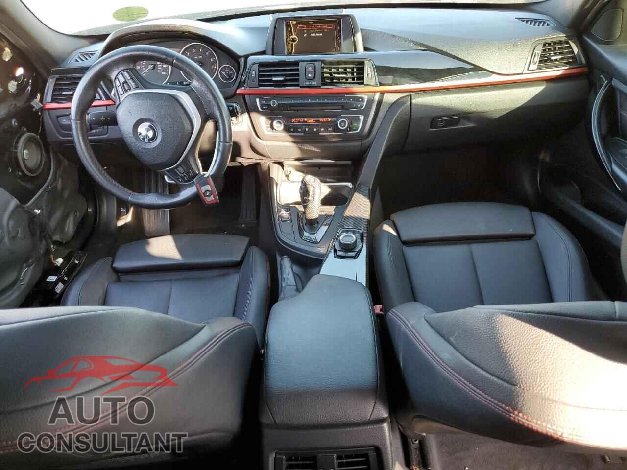 BMW 3 SERIES 2013 - WBA3C1C55DF436568