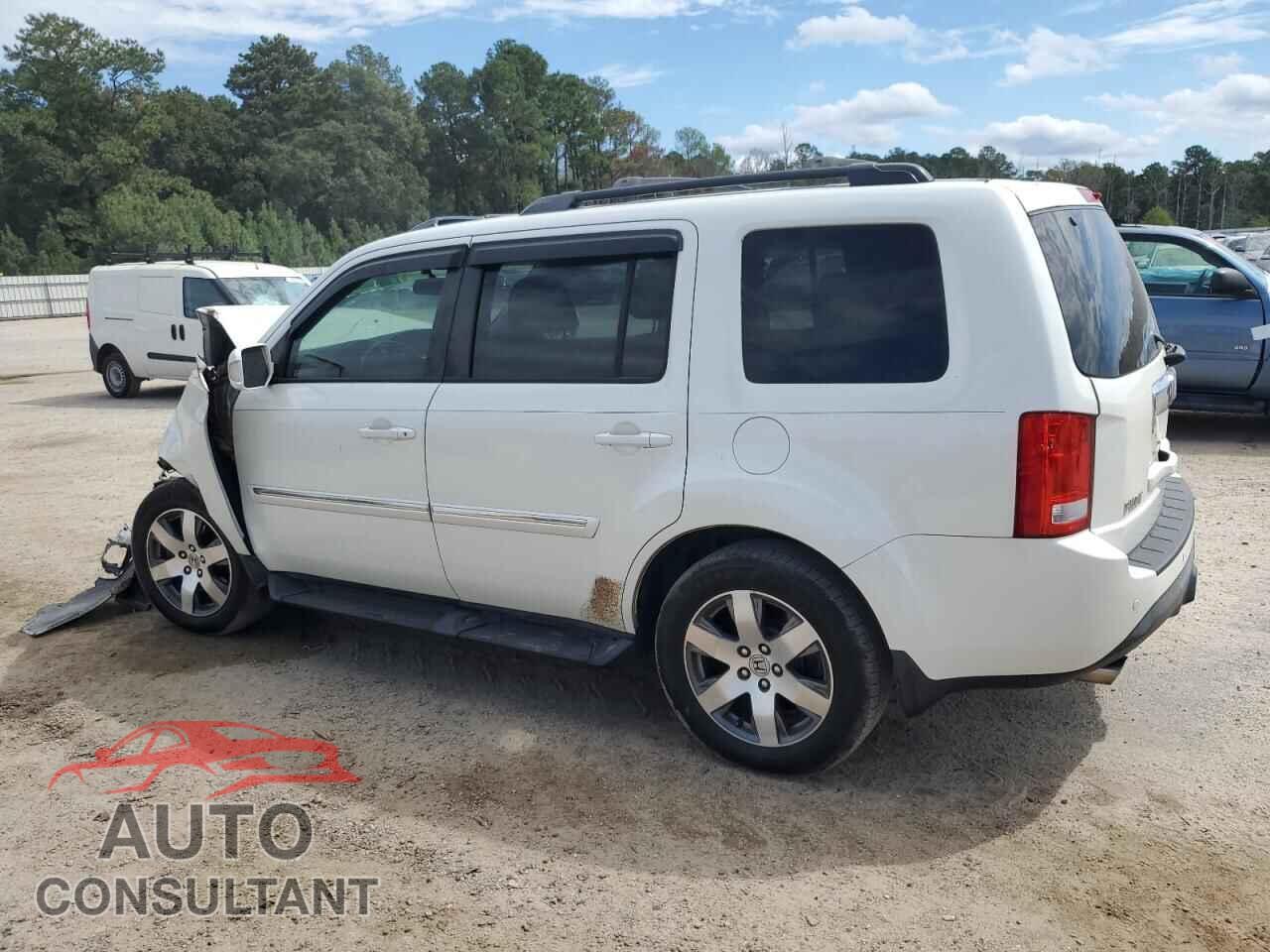 HONDA PILOT 2015 - 5FNYF4H99FB041278