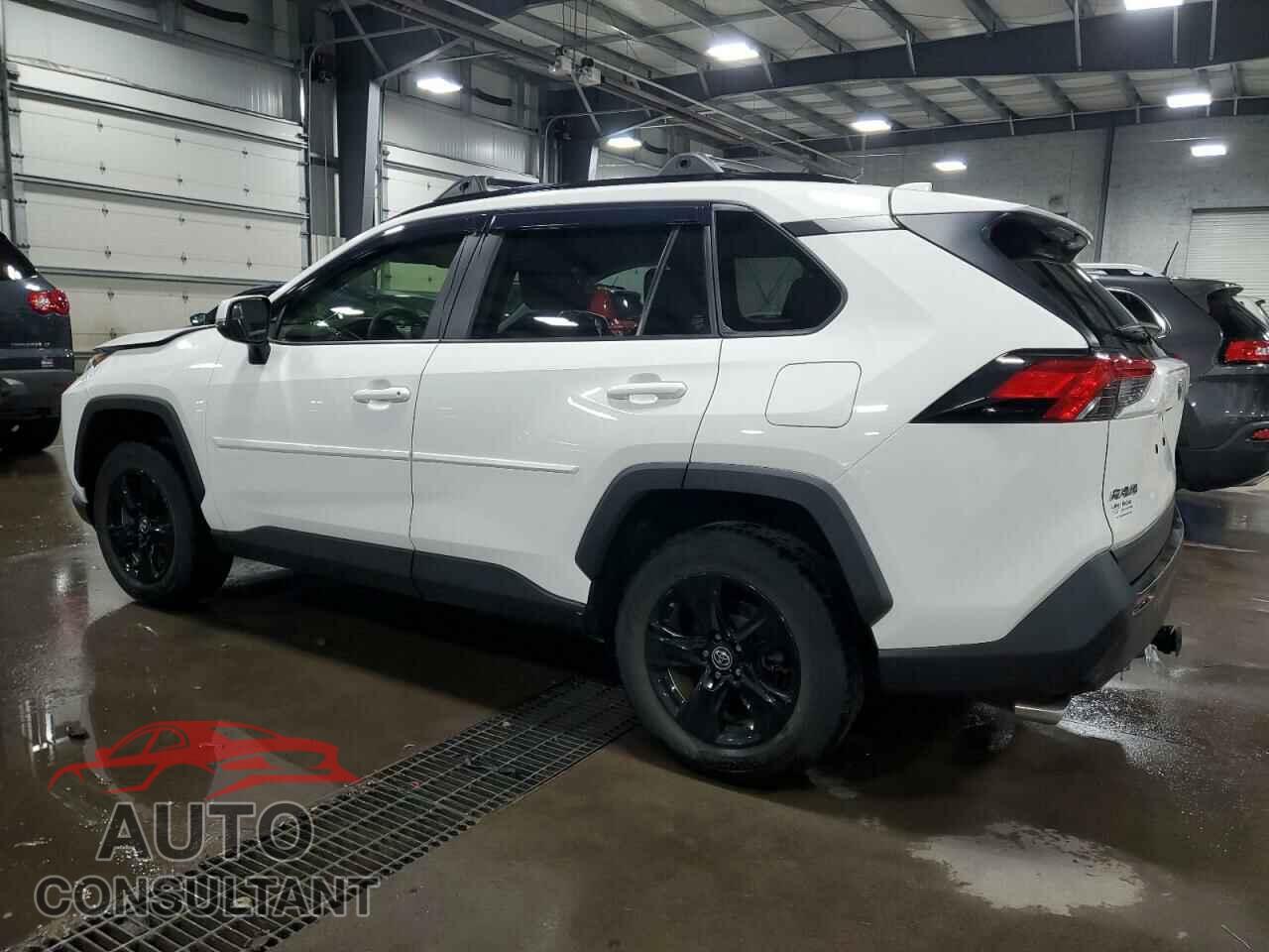 TOYOTA RAV4 2019 - JTMP1RFV9KD513911