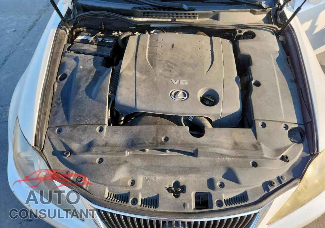 LEXUS IS 2010 - JTHBF5C29A5120352
