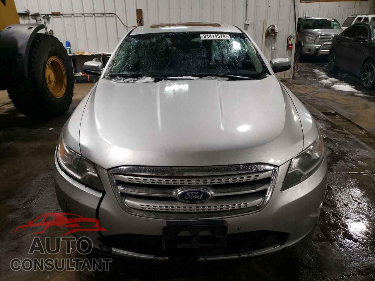 FORD TAURUS 2011 - 1FAHP2KT2BG123946