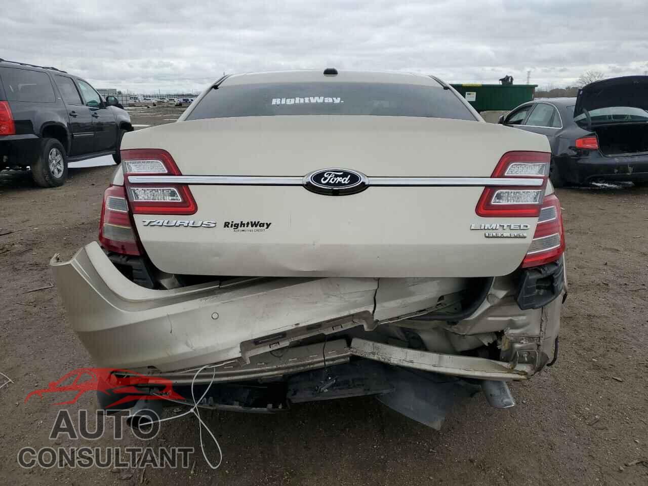 FORD TAURUS 2018 - 1FAHP2F83JG102284