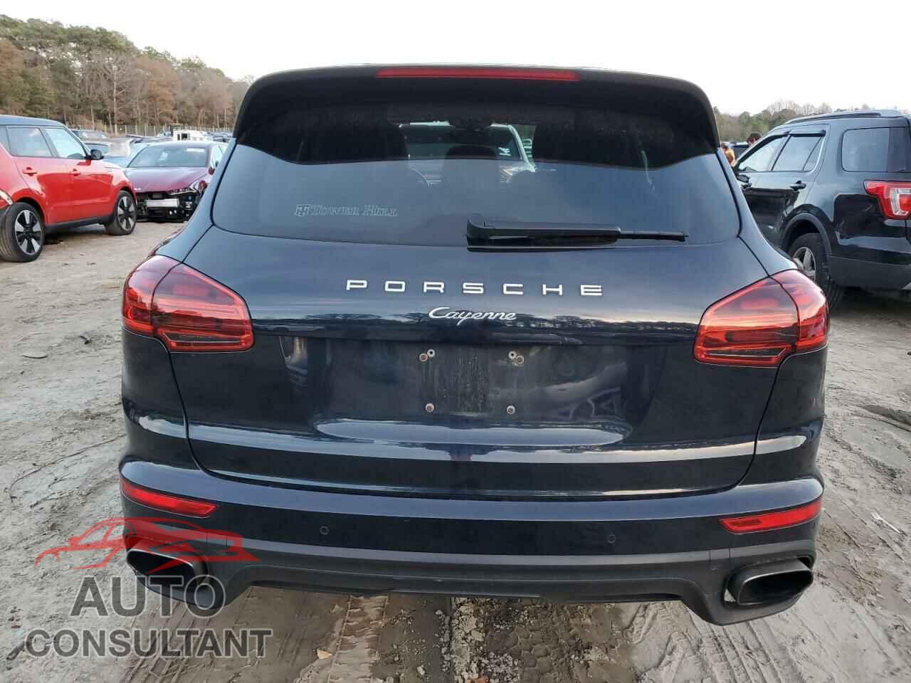 PORSCHE CAYENNE 2016 - WP1AA2A21GLA08807