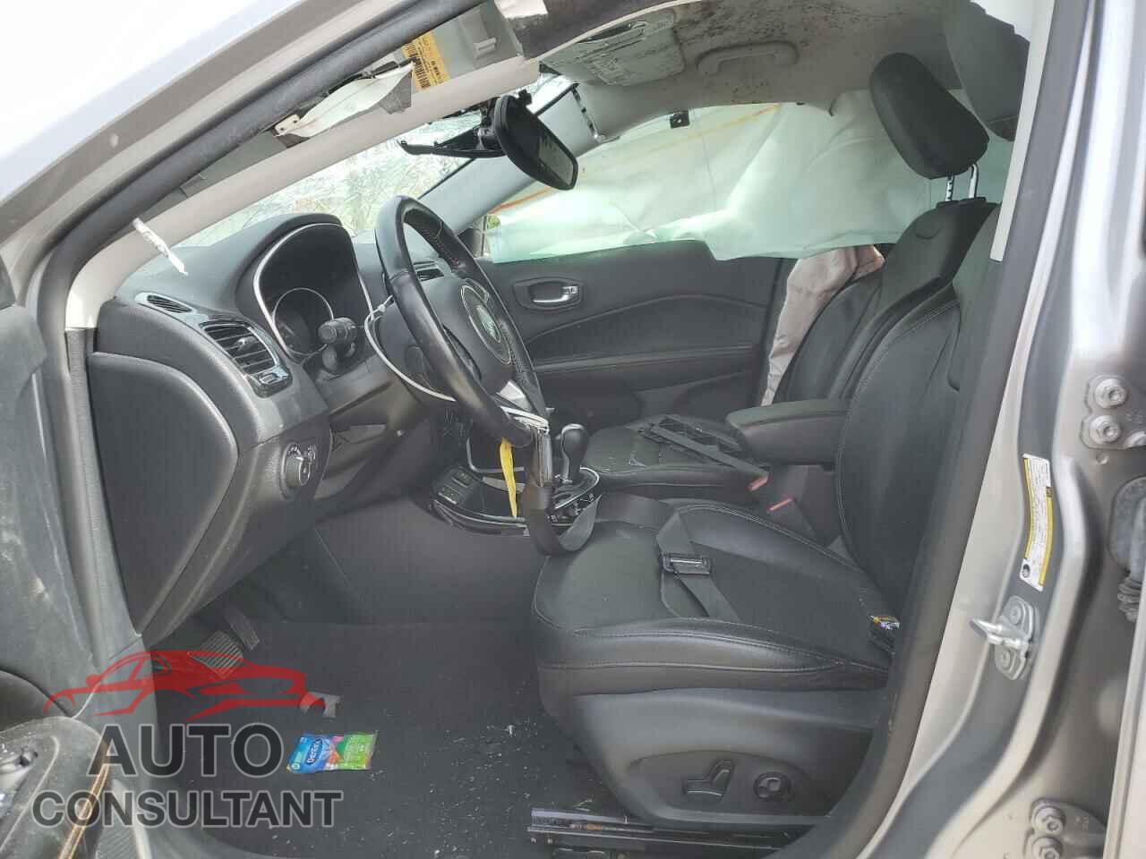 JEEP COMPASS 2020 - 3C4NJCCB1LT158419