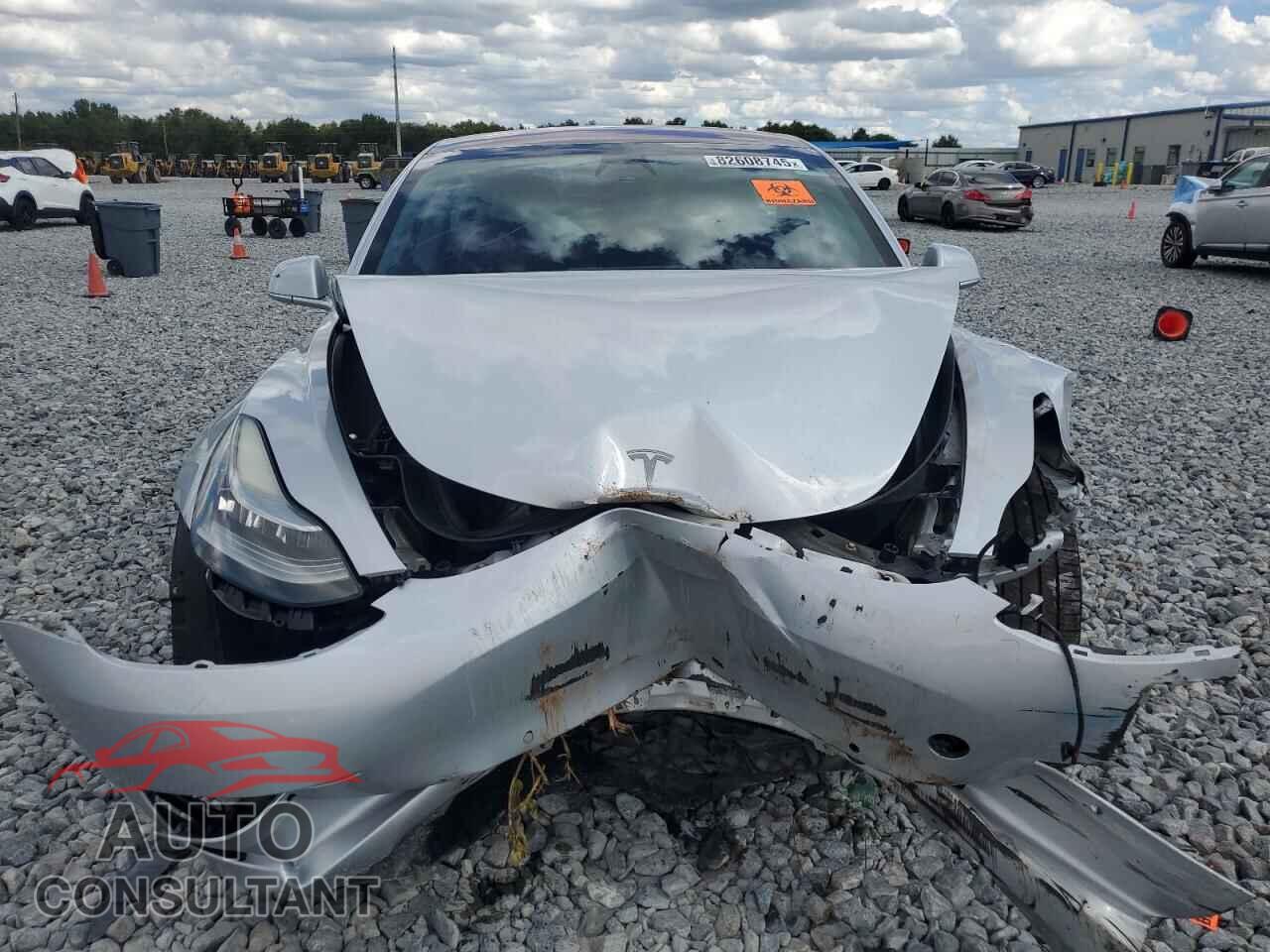 TESLA MODEL 3 2018 - 5YJ3E1EA8JF016584