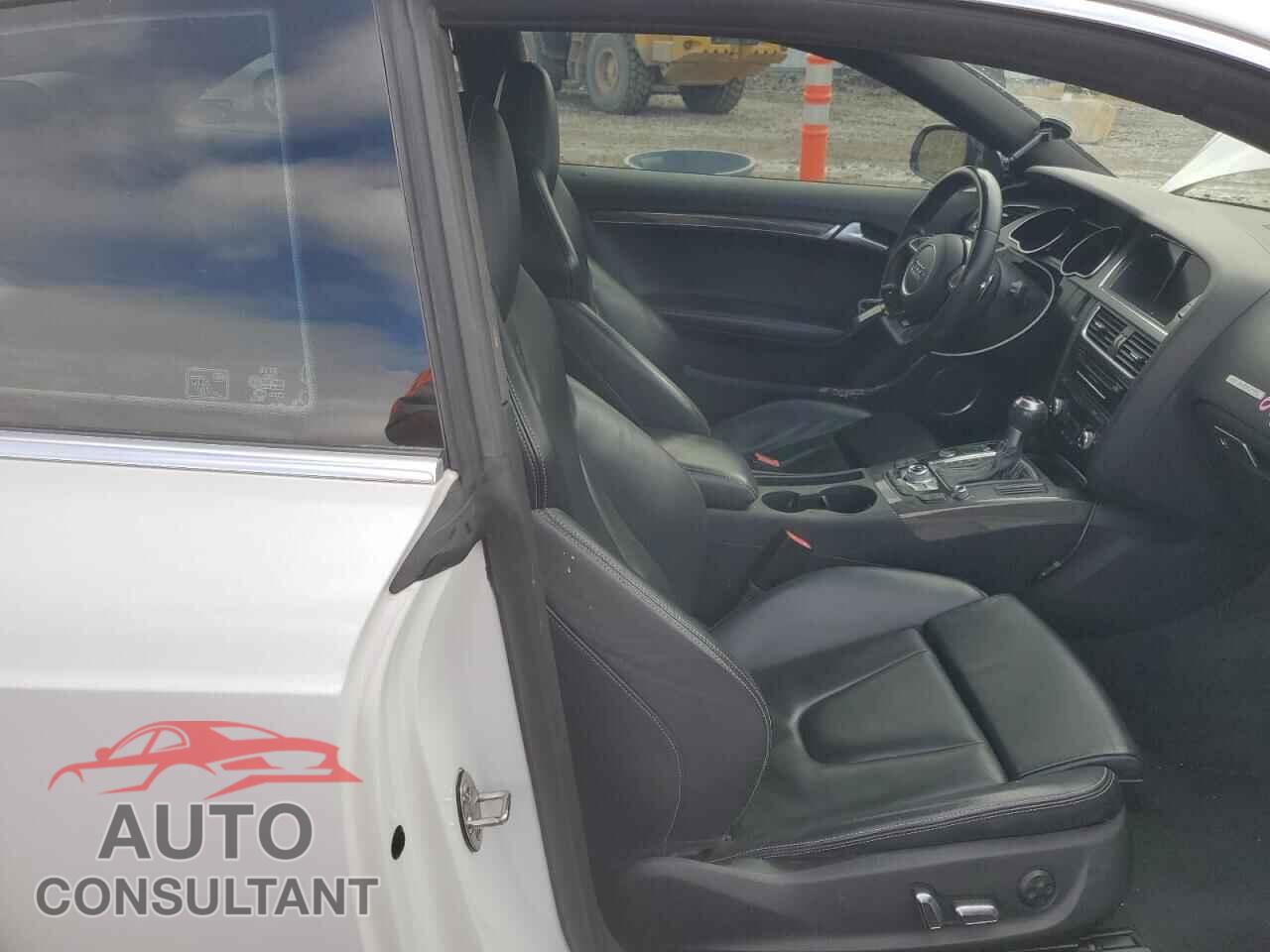 AUDI S5/RS5 2013 - WAUVGAFR2DA032202