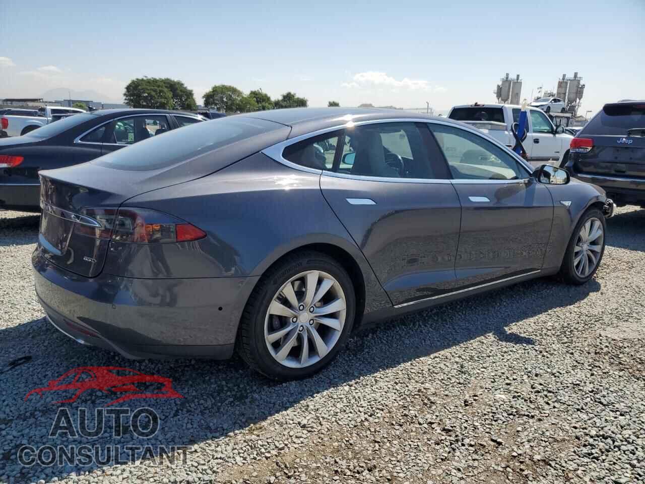TESLA MODEL S 2015 - 5YJSA1H20FF096563