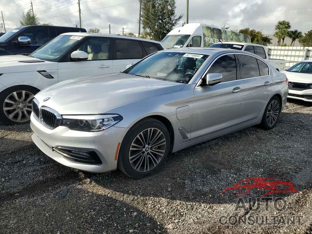 BMW 5 SERIES 2018 - WBAJA9C52JG623073