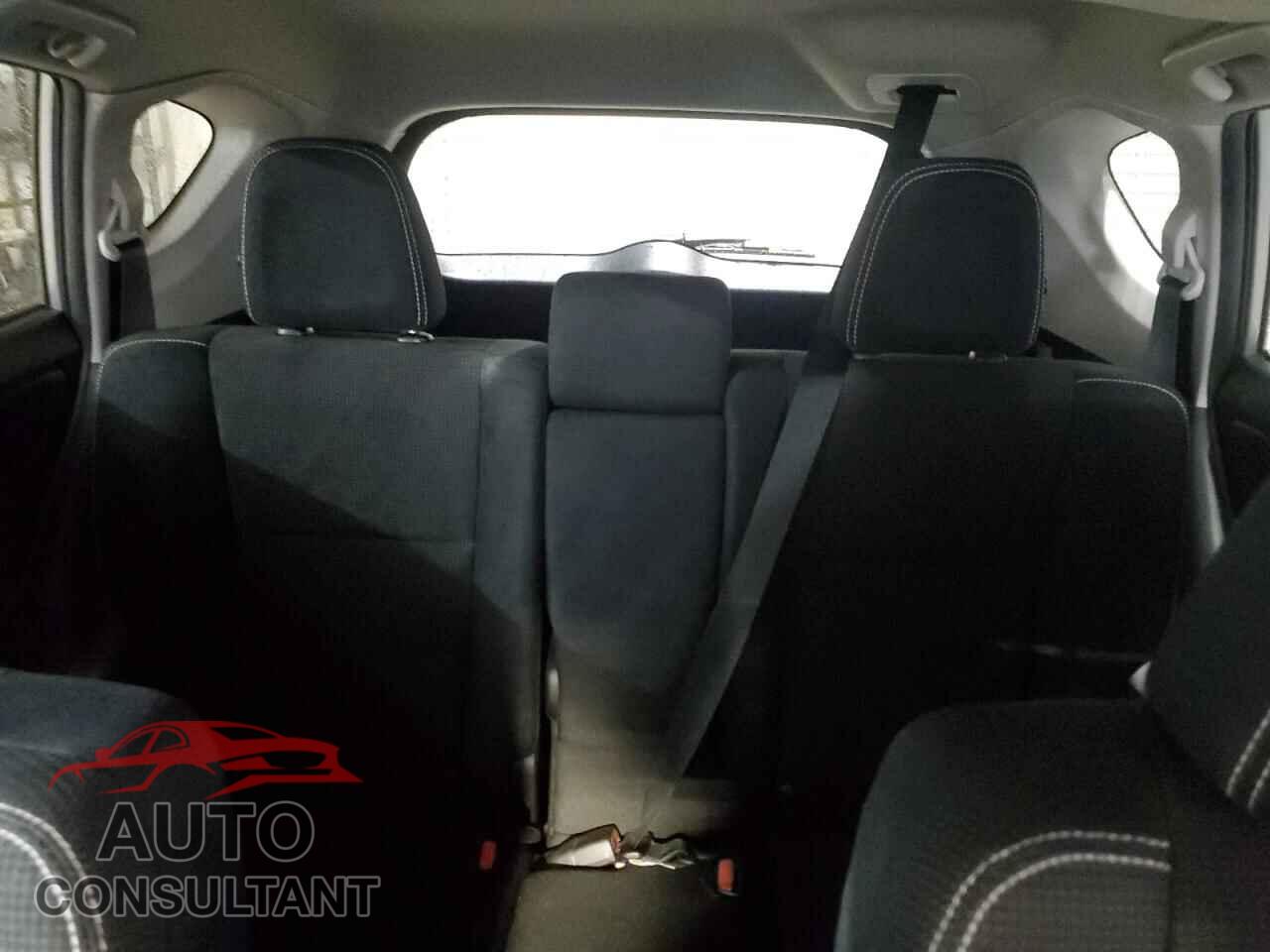 TOYOTA RAV4 2017 - 2T3RFREV9HW558564