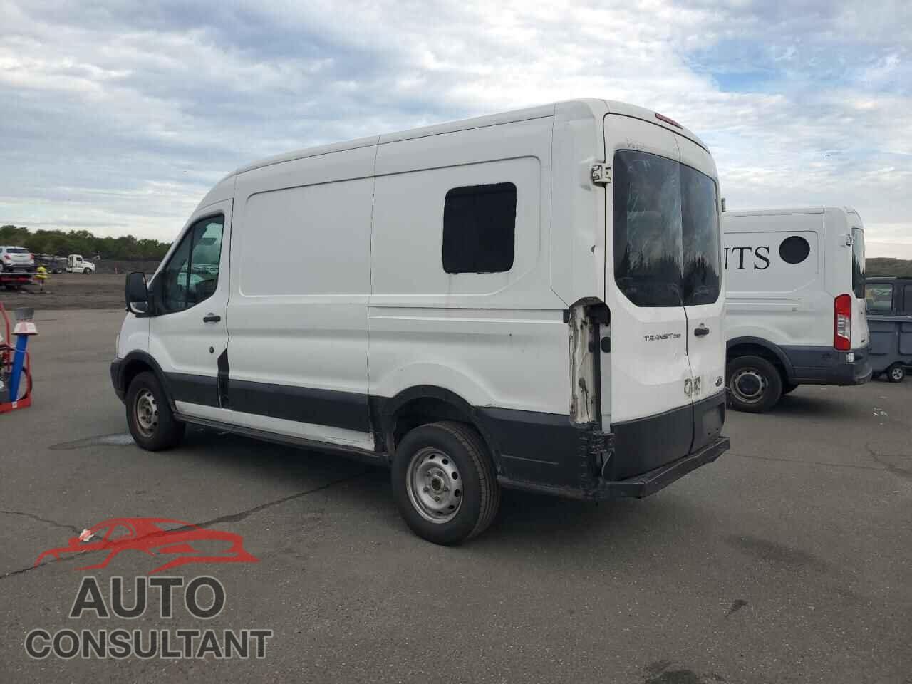 FORD TRANSIT 2015 - 1FTYR1CM3FKA64964