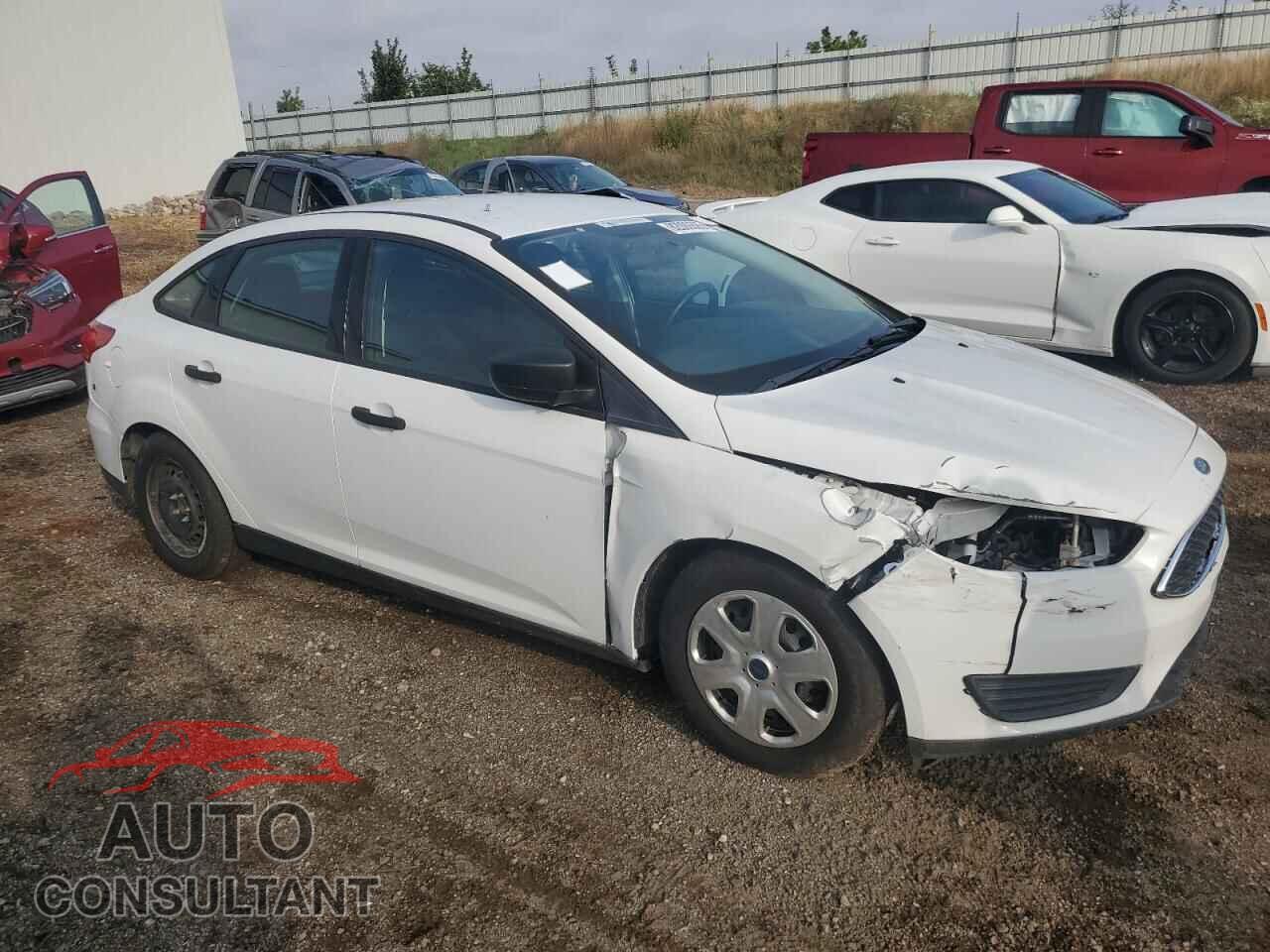FORD FOCUS 2015 - 1FADP3E21FL305626