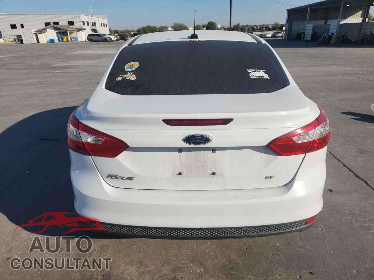 FORD FOCUS 2014 - 1FADP3F24EL148140