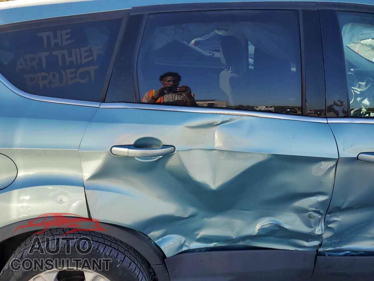 FORD ESCAPE 2013 - 1FMCU0GX3DUC99370