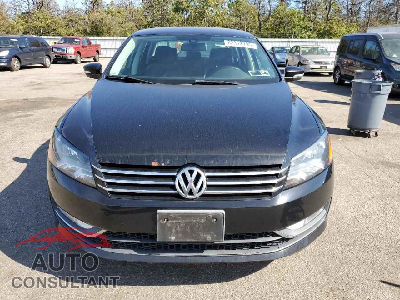 VOLKSWAGEN PASSAT 2015 - 1VWAT7A33FC114589