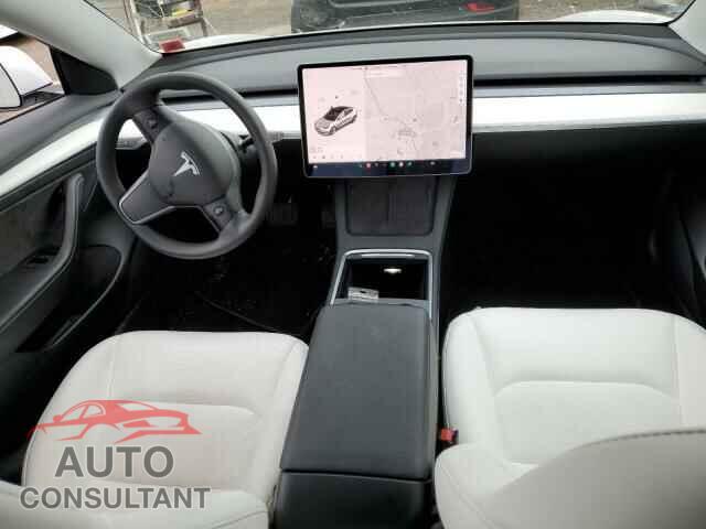 TESLA MODEL 3 2021 - 5YJ3E1EB3MF047450
