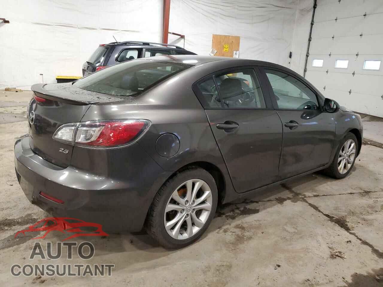 MAZDA MAZDA3 2011 - JM1BL1U65B1379126