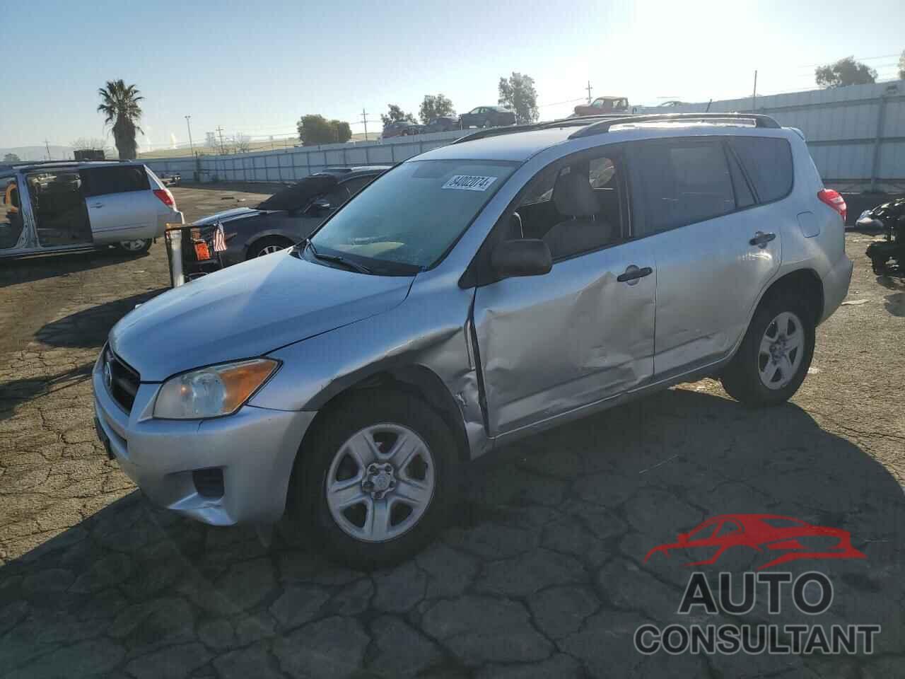 TOYOTA RAV4 2011 - 2T3KF4DV8BW057324