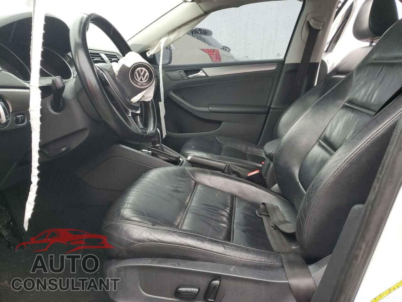 VOLKSWAGEN JETTA 2017 - 3VWL17AJ1HM214074
