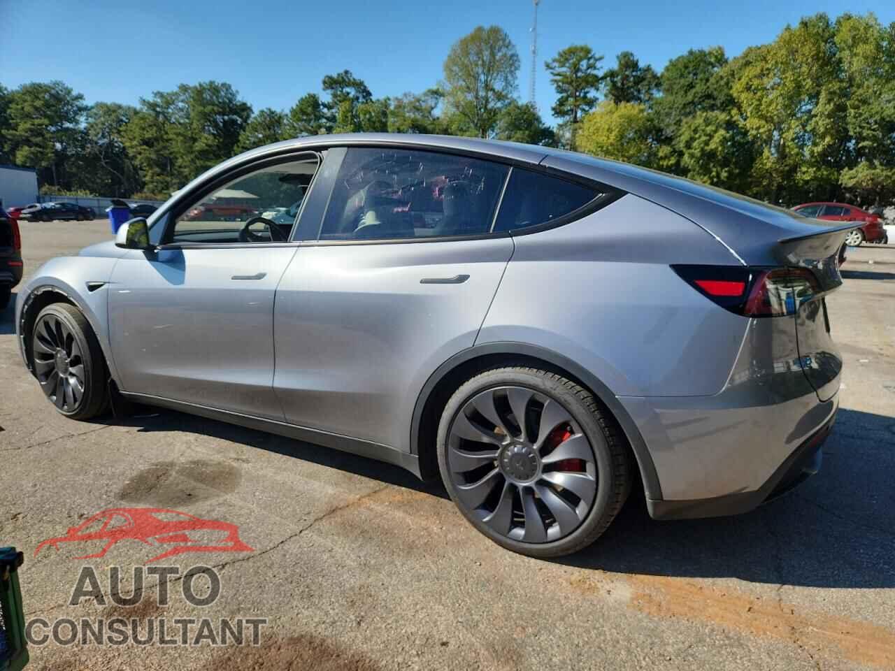 TESLA MODEL Y 2024 - 7SAYGDEF7RA288942