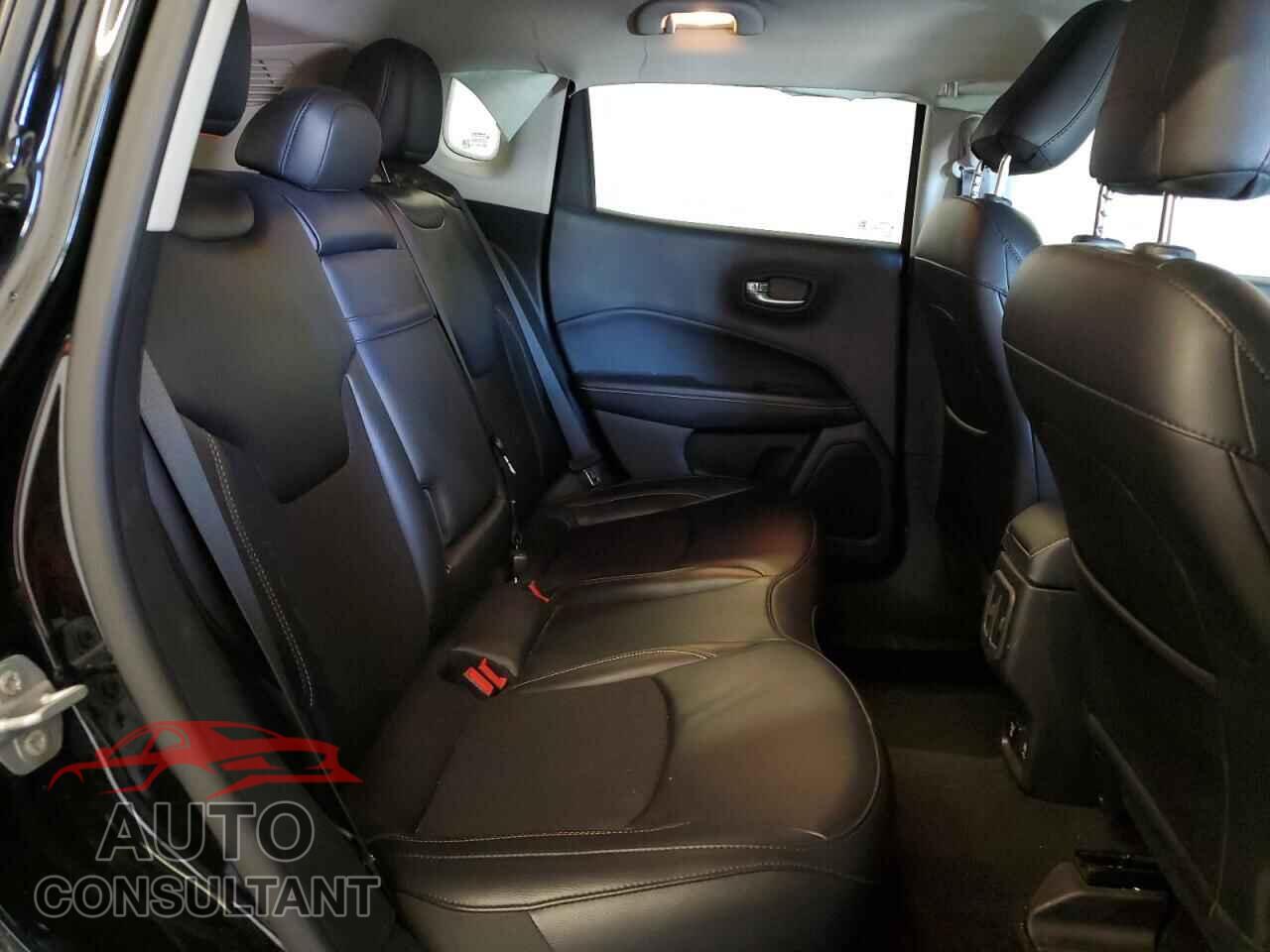 JEEP COMPASS 2019 - 3C4NJDBB9KT828823
