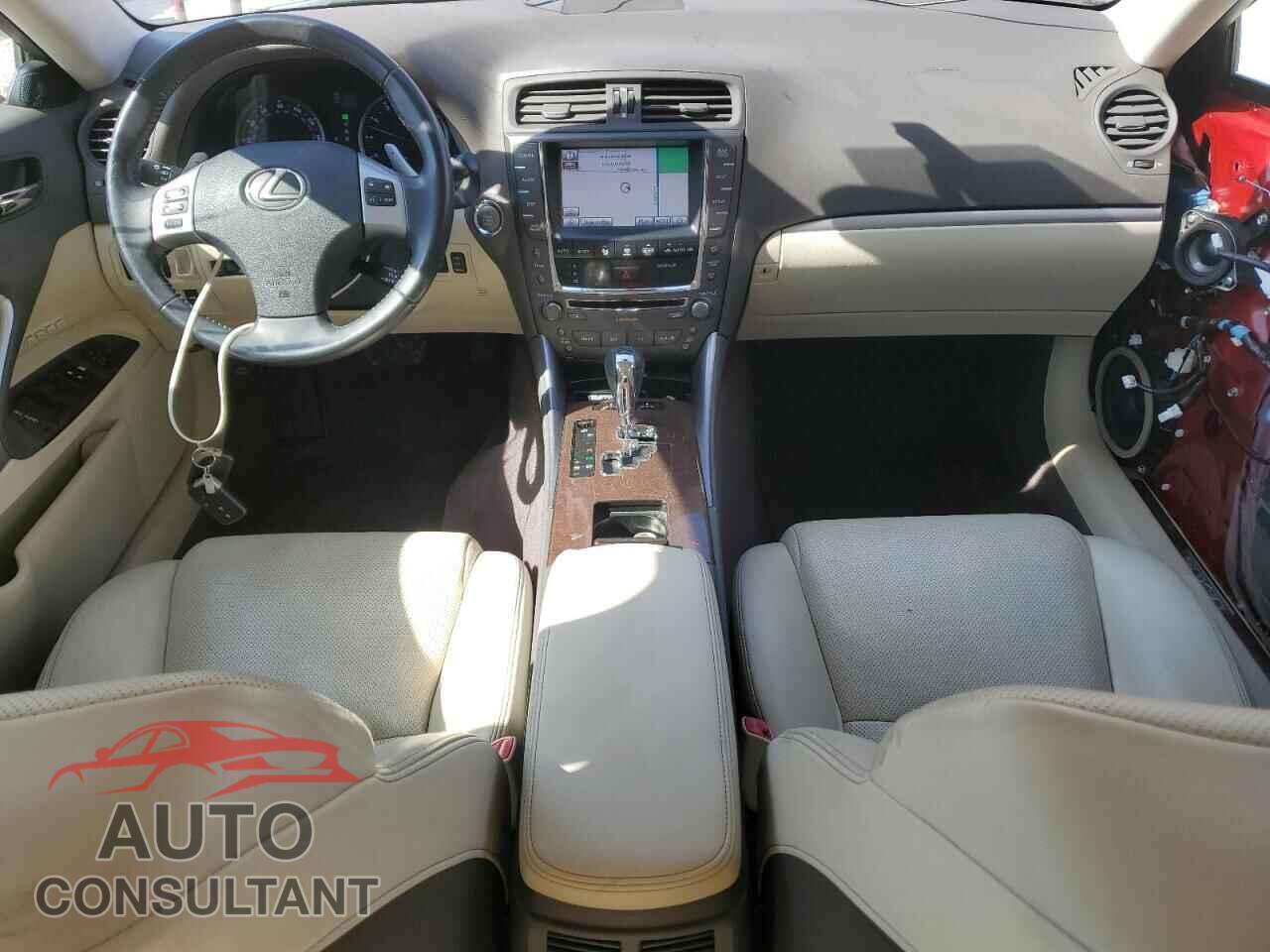 LEXUS IS 2011 - JTHCE5C27B5001370