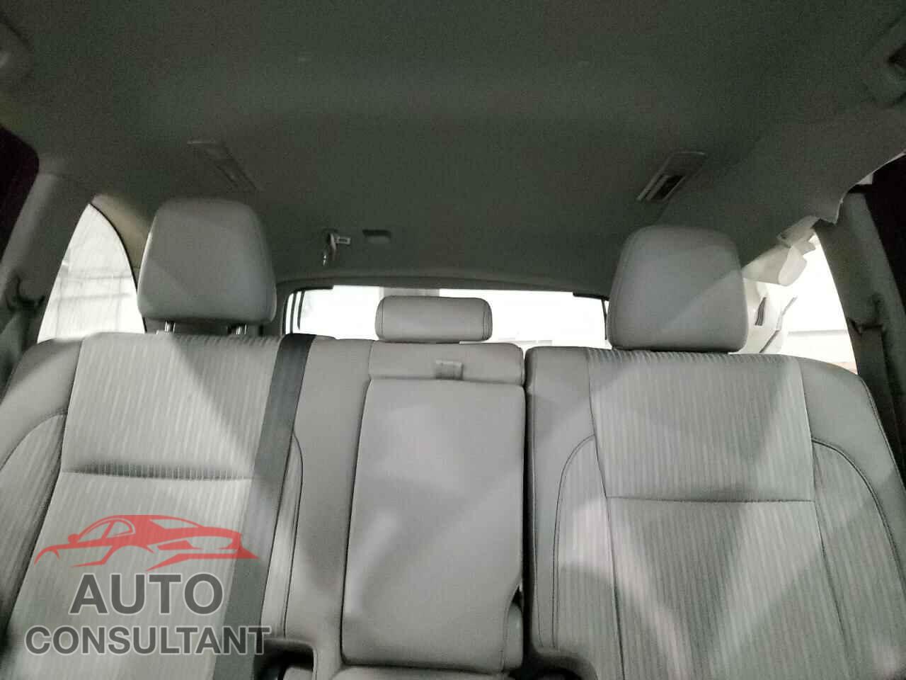 TOYOTA HIGHLANDER 2018 - 5TDBZRFH4JS854844